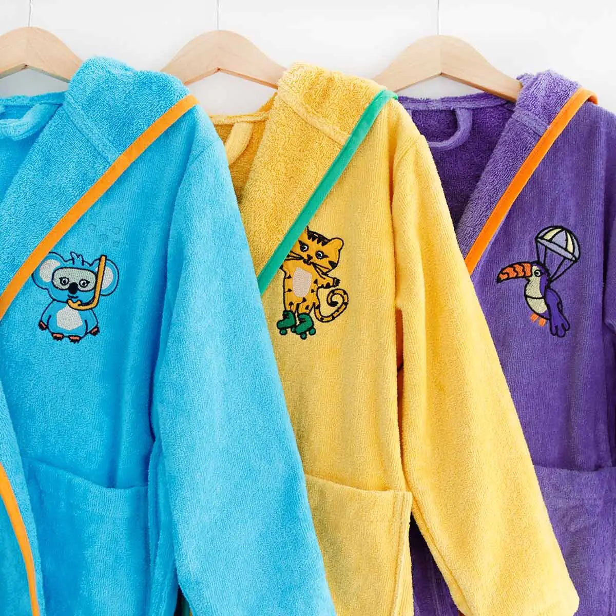 Milk&Moo Flying Toucan Kids Robe